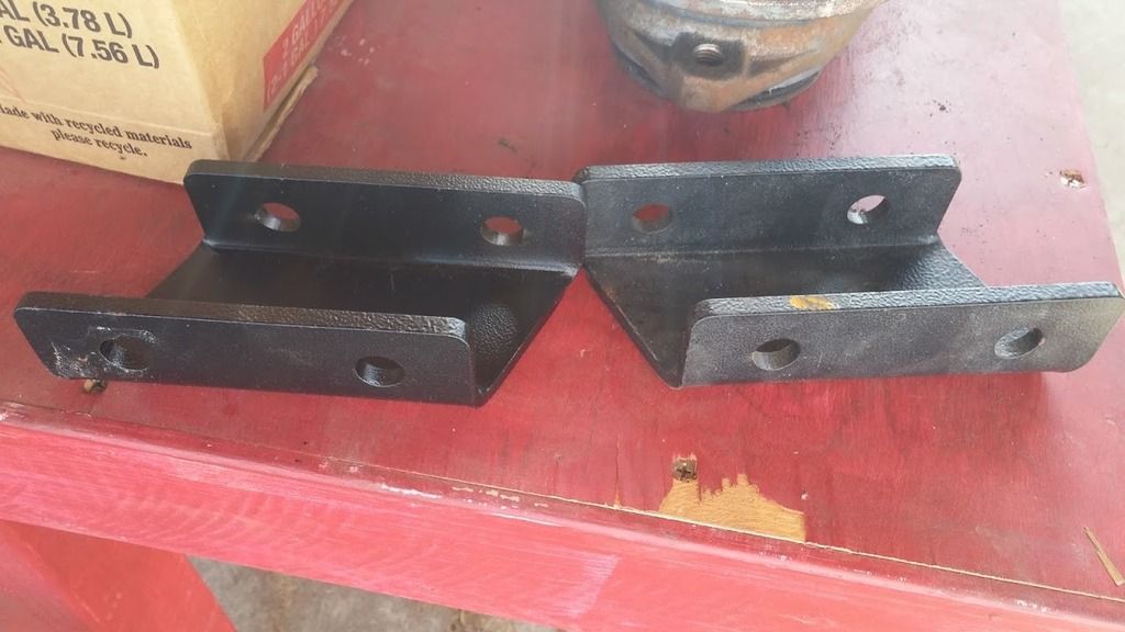 Jeep Cherokee XJ sway bar drop brackets Pirate 4x4